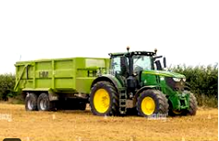 Tractor cane trailer